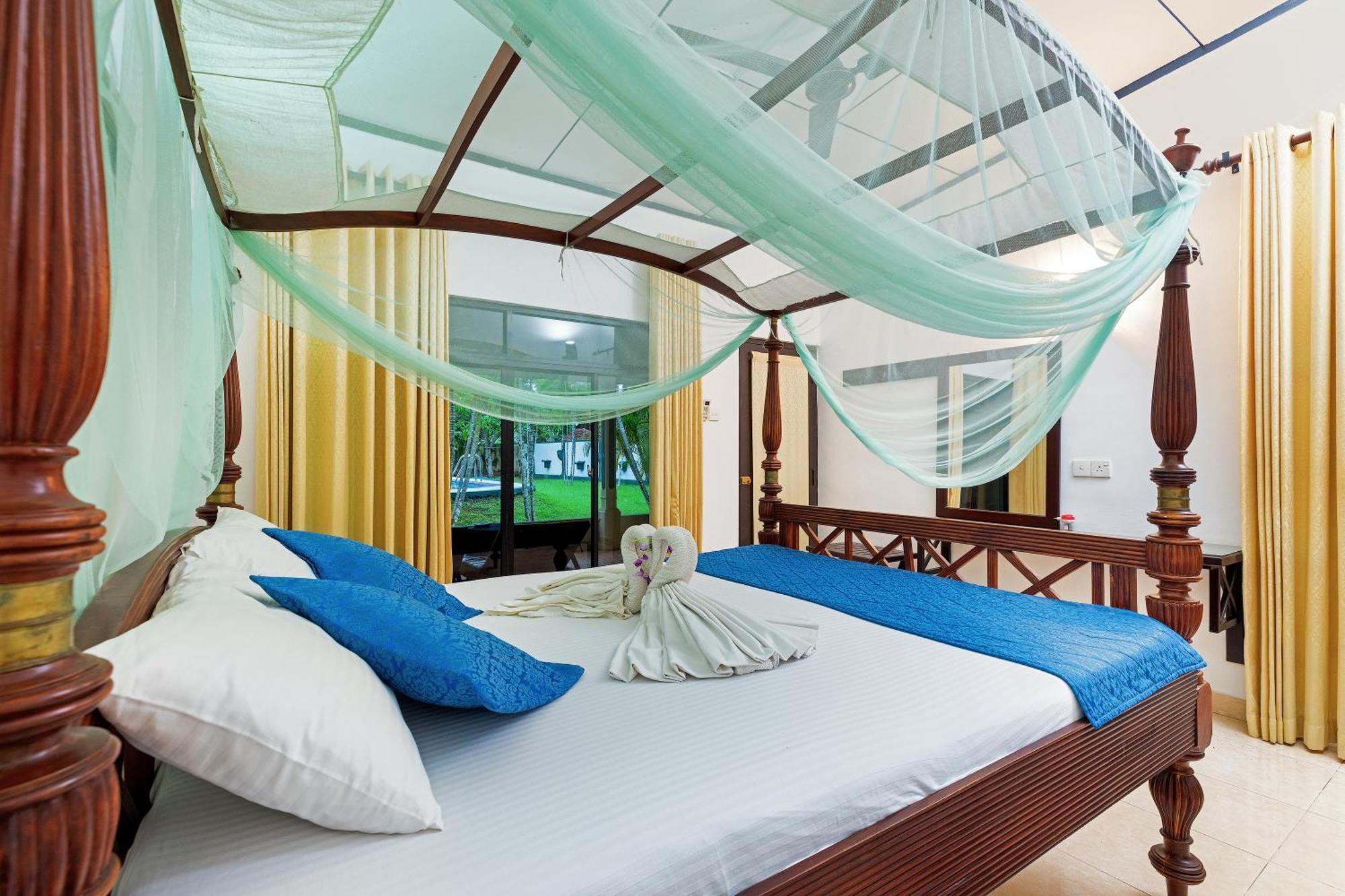 Sagarika Beach Hotel Moragalla Ngoại thất bức ảnh
