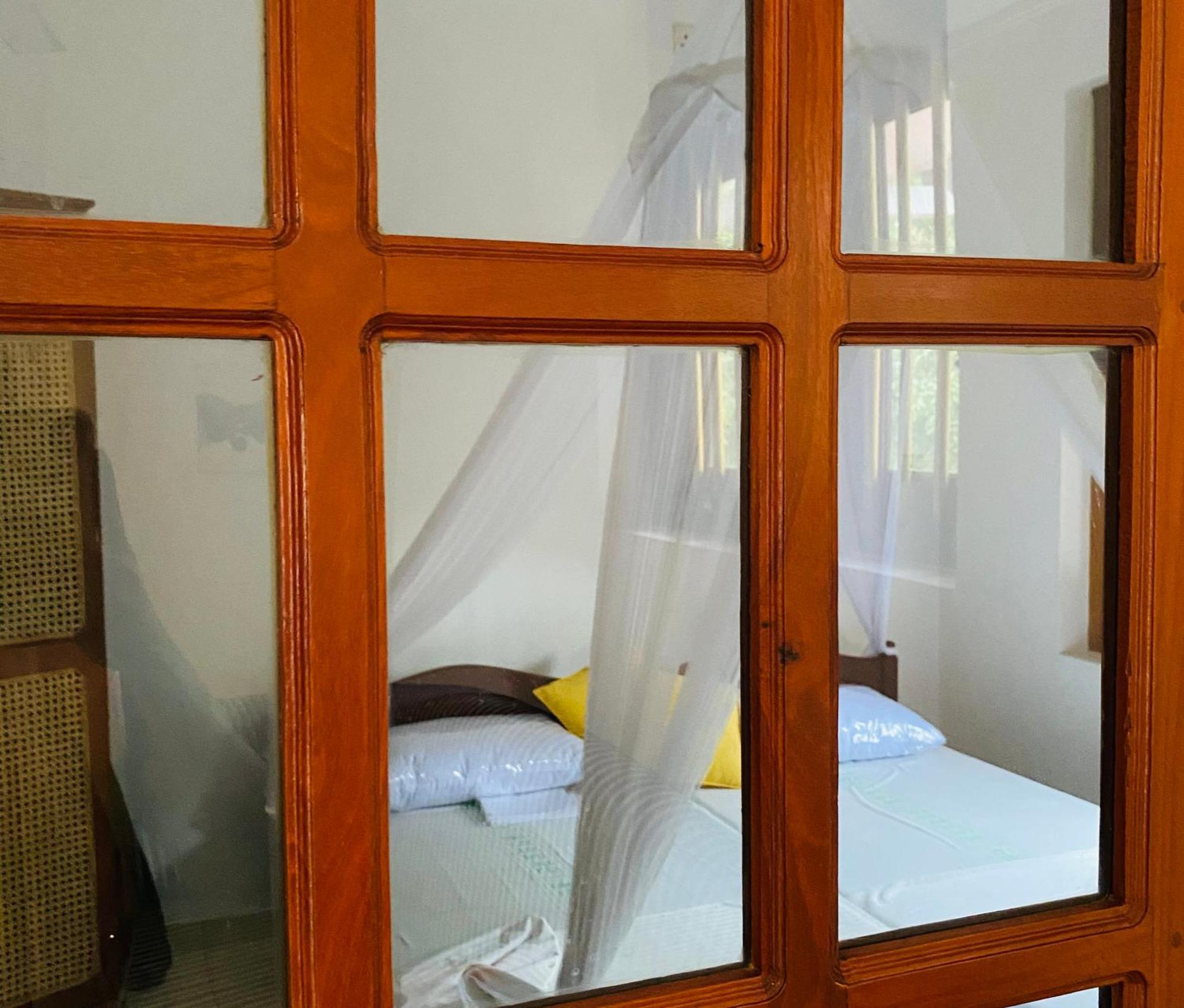Sagarika Beach Hotel Moragalla Ngoại thất bức ảnh